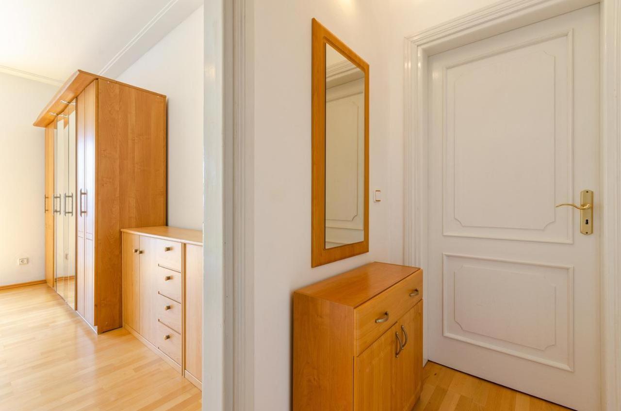 Jurincic Apartment Криквеница Стая снимка