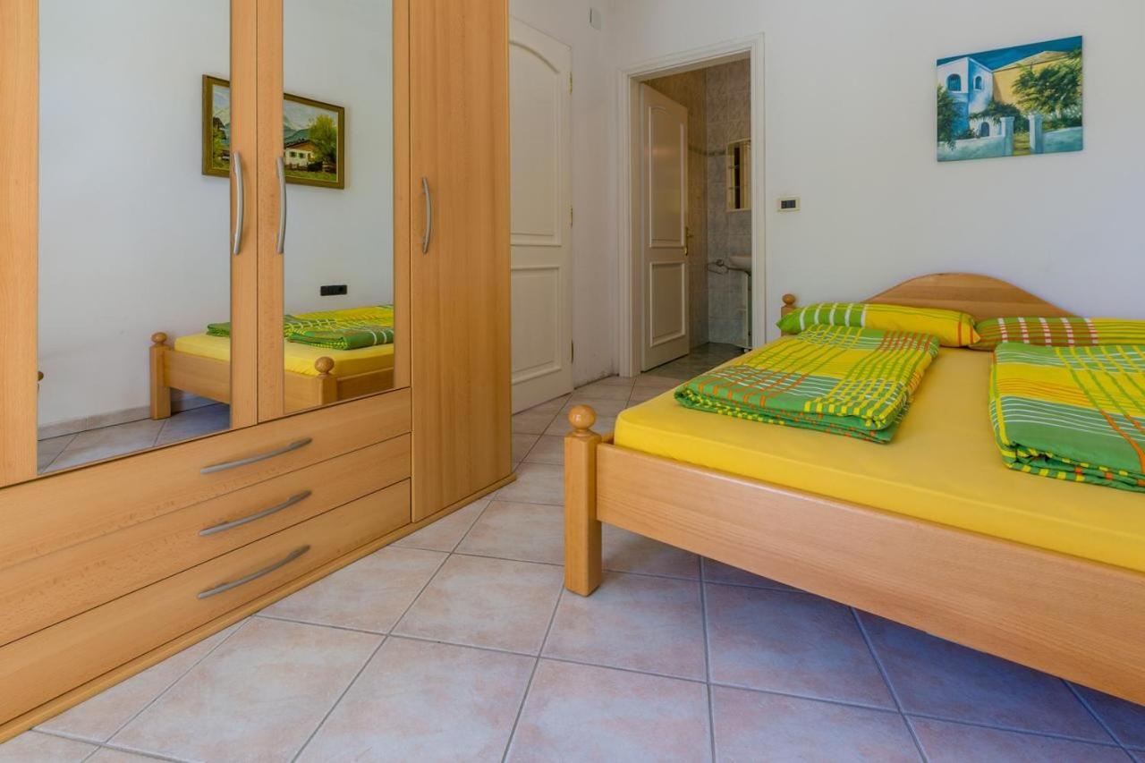Jurincic Apartment Криквеница Стая снимка